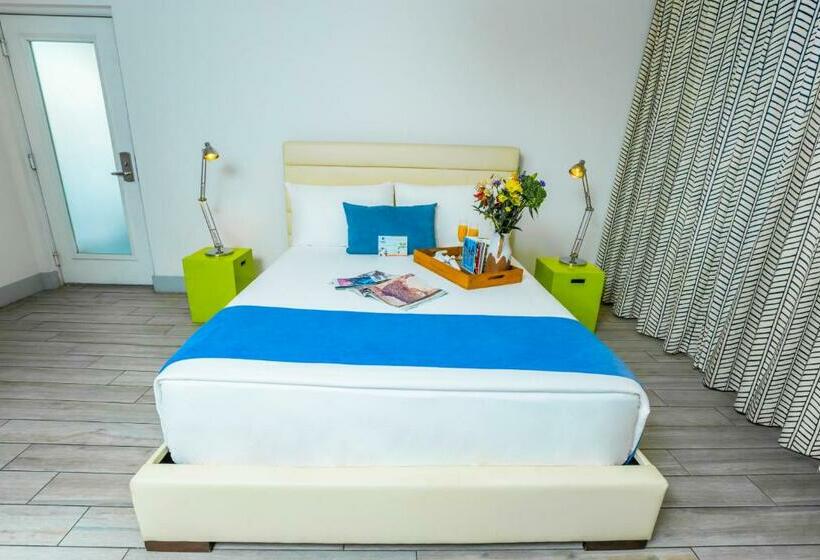 استودیوی استاندارد, Seaside All Suites