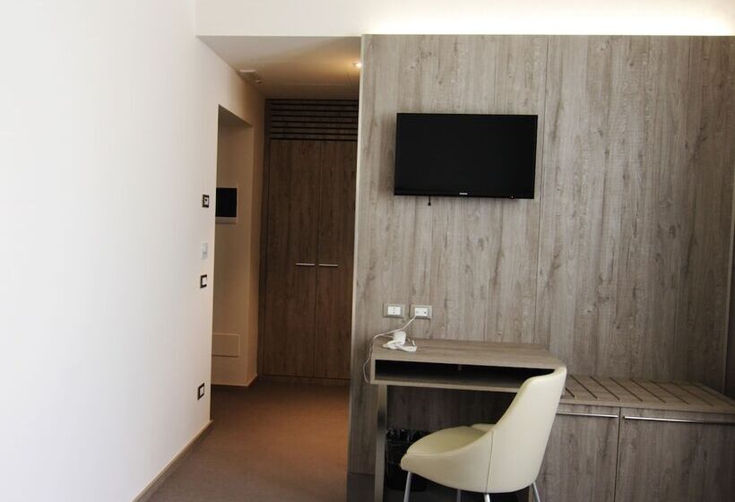 اتاق استاندارد سه نفره, Sole Hotel Verona
