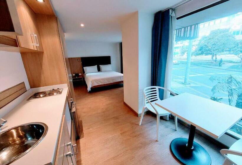 استودیوی استاندارد, Viaggio Teleport City Suites