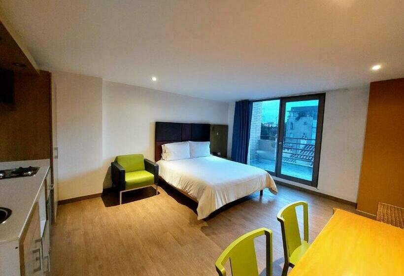 استودیوی استاندارد, Viaggio Teleport City Suites