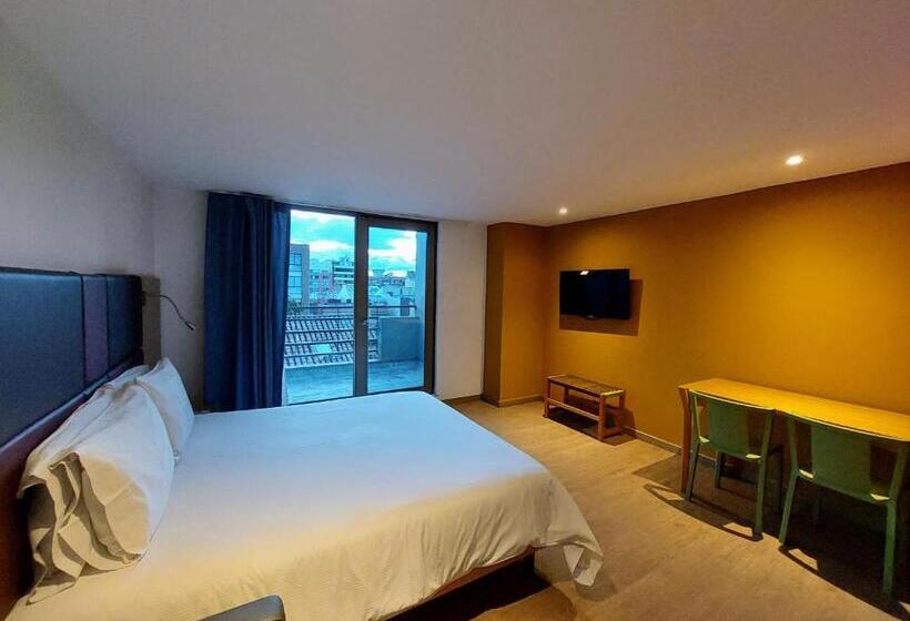استودیوی استاندارد, Viaggio Teleport City Suites