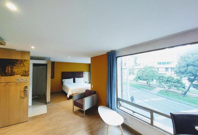 استودیوی استاندارد, Viaggio Teleport City Suites