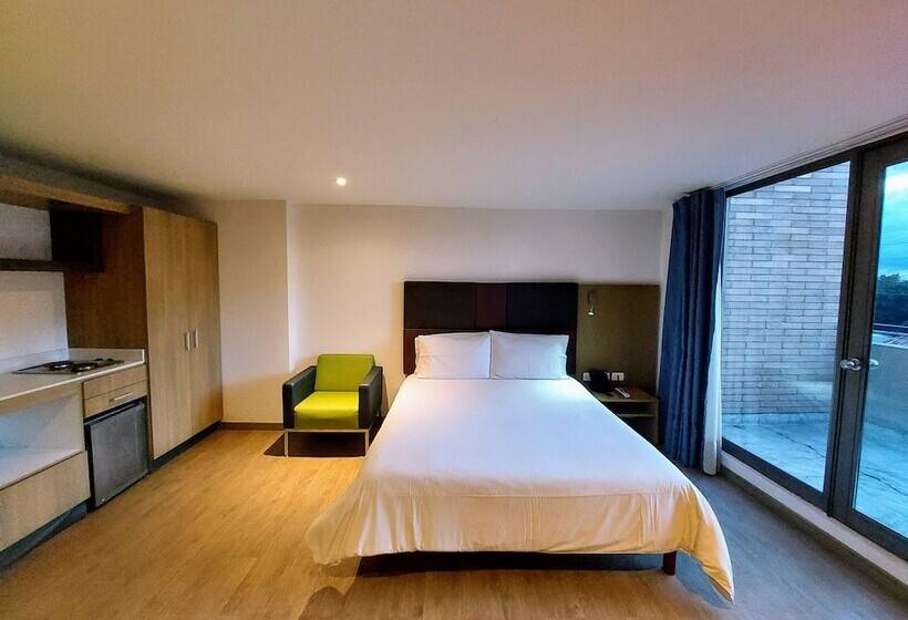 استودیوی استاندارد, Viaggio Teleport City Suites