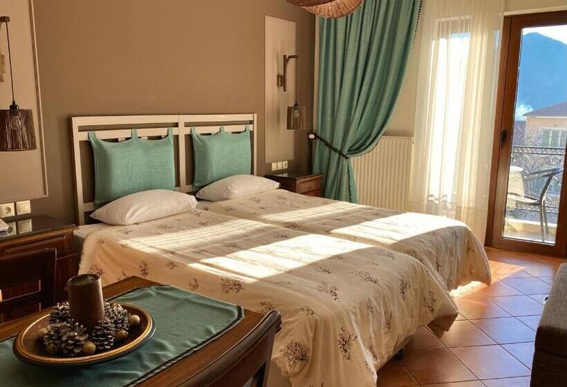 استودیوی لوکس, Marianna S Home Accommodation