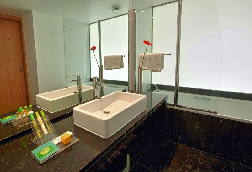 带2个卧室的高级公寓, Marina Club Suite