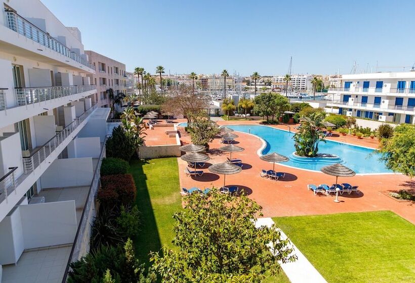 带3个卧室的高级公寓, Marina Club Suite