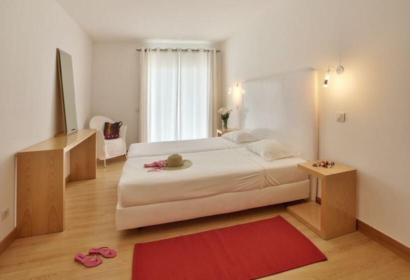 带3个卧室的高级公寓, Marina Club Suite