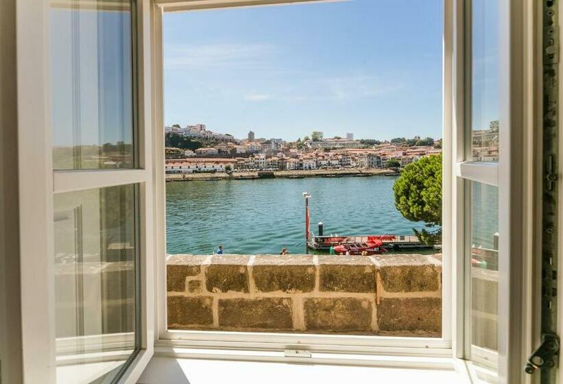 Appartement met 2 Slaapkamers, Porto River