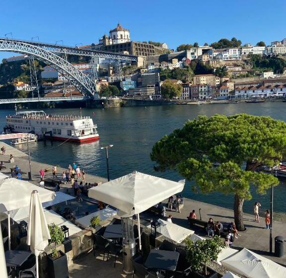 Standard studio with river view, Porto River