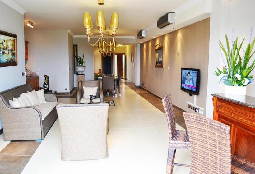 1 Bedroom Penthouse Apartment, Burnas Beach