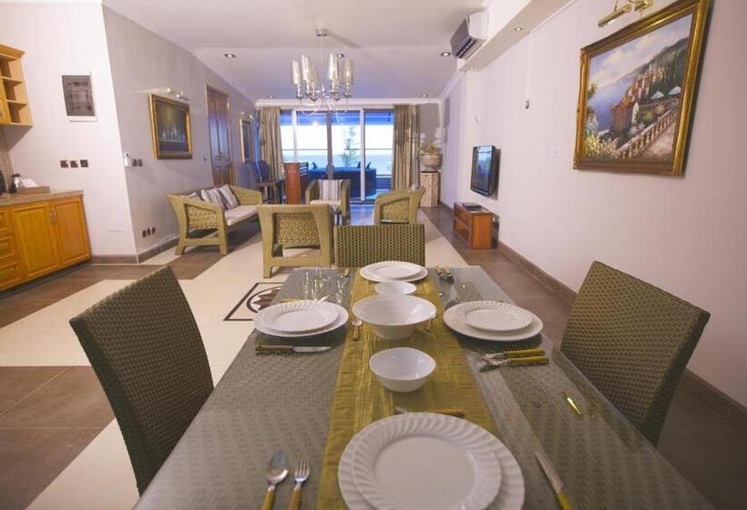 1 Bedroom Penthouse Apartment, Burnas Beach