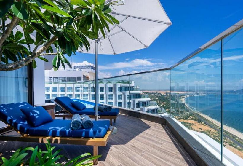 سوئیت مستر, Mandala Cham Bay Mui Ne