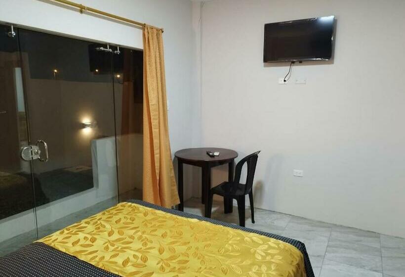 اتاق لوکس با بالکن, Kánela Hotel   Cabañas