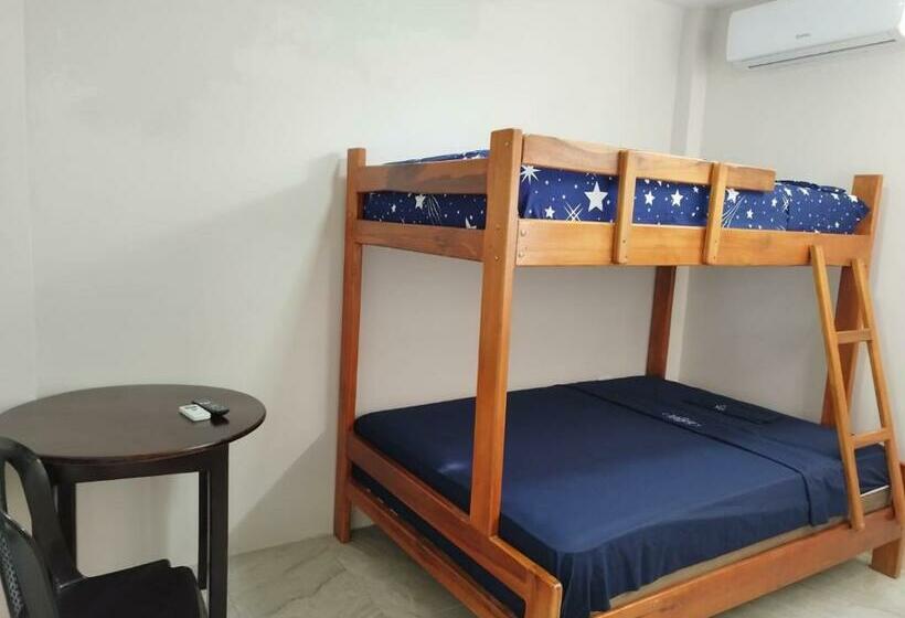 اتاق پریمیوم چهارنفره, Kánela Hotel   Cabañas