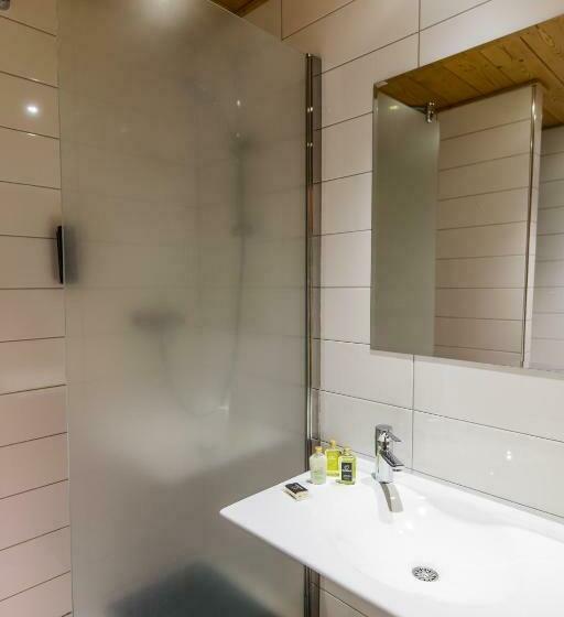 اتاق استاندارد سه نفره, Hôtel Le Cristal Lodge   Terresens