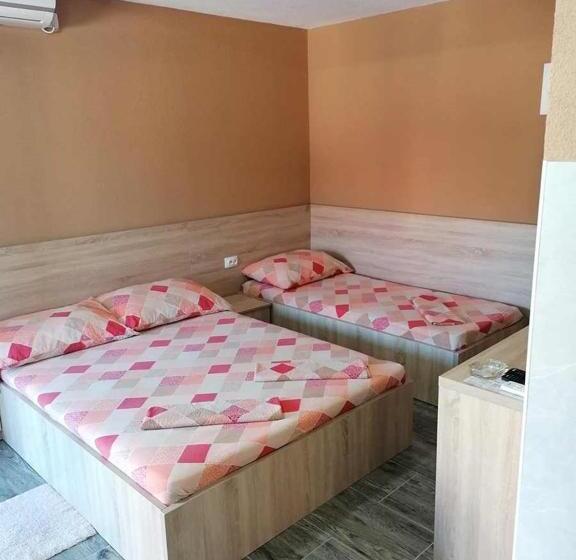 استودیوی استاندارد, Apartmani Babić