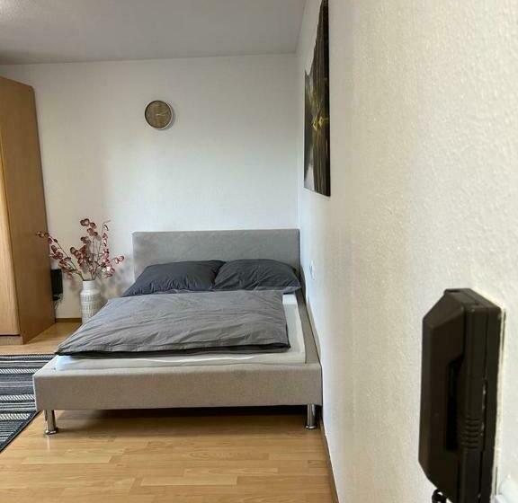 اتاق استاندارد, Apartment 6 Am Stuttgarter Flughafen Messe