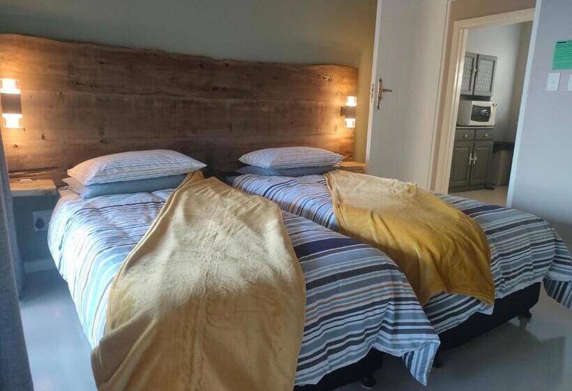 اتاق استاندارد با چشم‌انداز باغ, Cove Rock Stay
