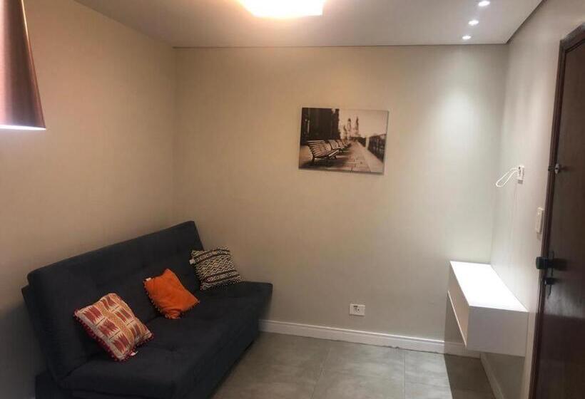اتاق استاندارد با چشم‌انداز استخر, Flat Sao Vicente