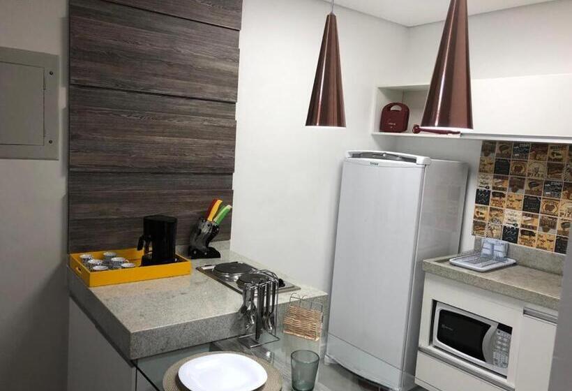 اتاق استاندارد با چشم‌انداز استخر, Flat Sao Vicente