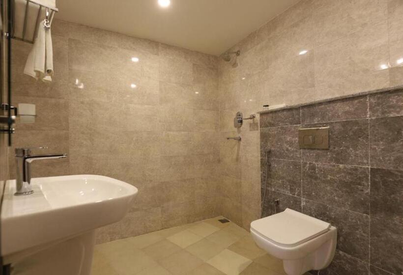 اتاق سوپریور با چشم‌انداز شهر, Apex Business Hotel   Airport