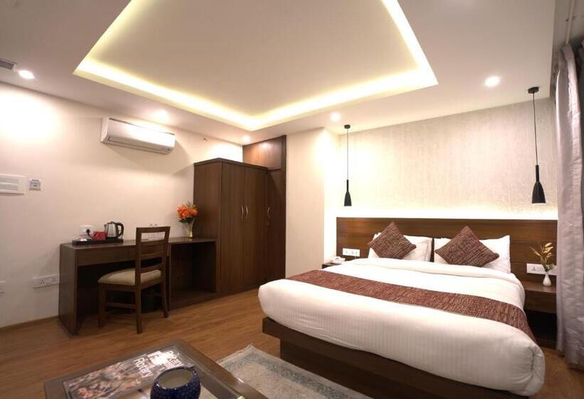 اتاق سوپریور با چشم‌انداز شهر, Apex Business Hotel   Airport