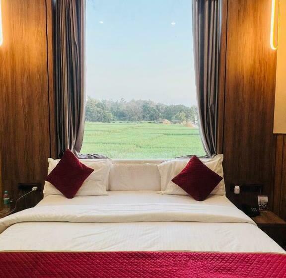 سوییت اجرایی, Merriment The Three Heavens Resort