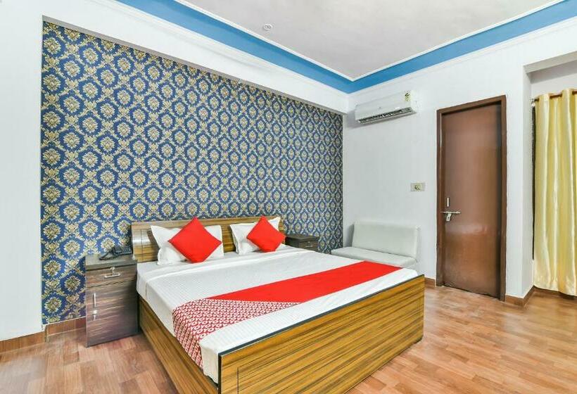 اتاق کلاسیک سه تخته, Collection O Hotel Vijay Inn Near Gomti Riverfront Park