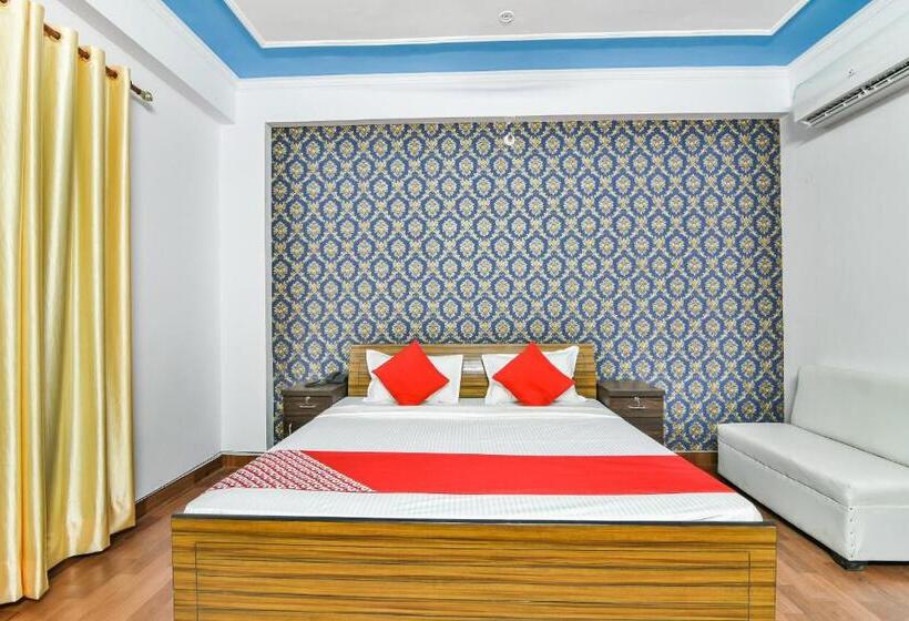 اتاق کلاسیک سه تخته, Collection O Hotel Vijay Inn Near Gomti Riverfront Park