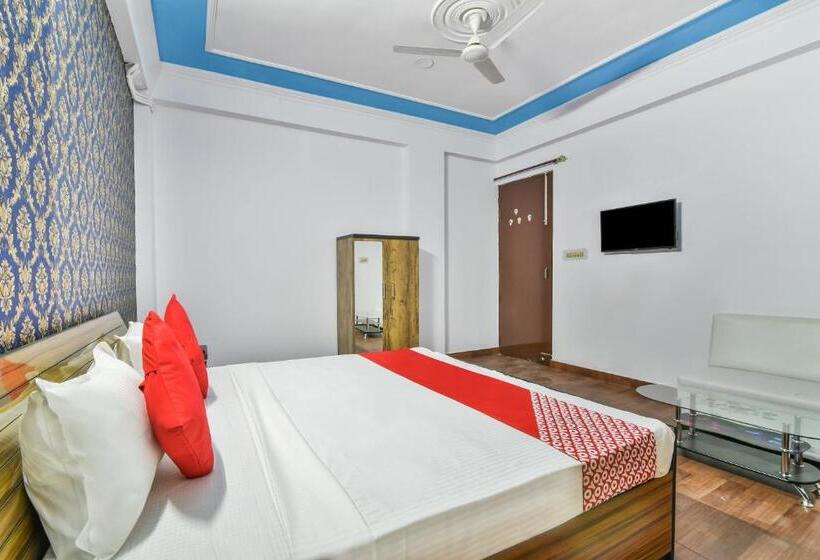 اتاق کلاسیک سه تخته, Collection O Hotel Vijay Inn Near Gomti Riverfront Park