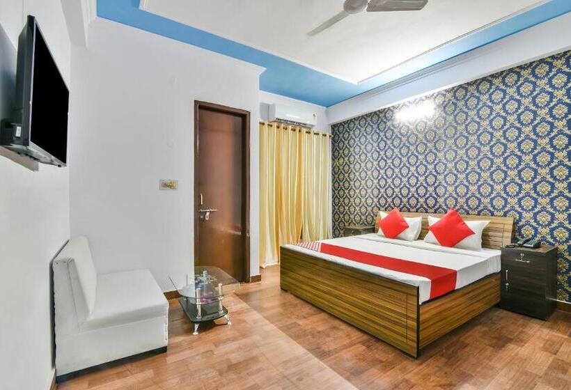 اتاق کلاسیک سه تخته, Collection O Hotel Vijay Inn Near Gomti Riverfront Park
