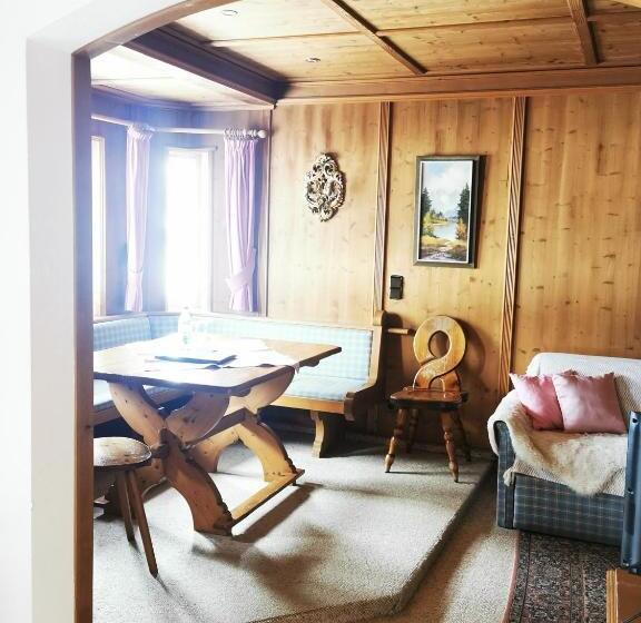 استودیوی استاندارد, Gasthof & Hotel Zur Post