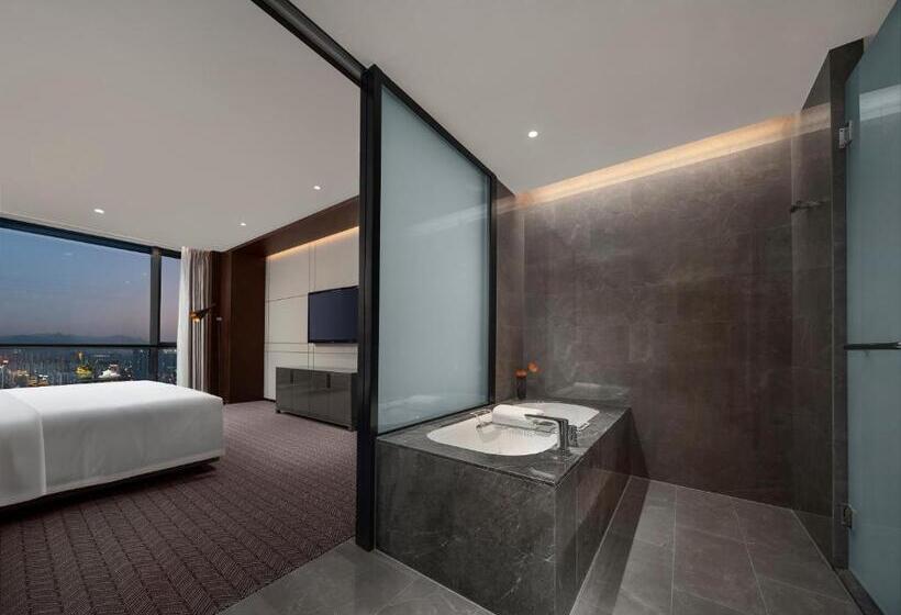 اتاق سوپریور با تخت بزرگ, Grand New Century Hotel Wenzhou