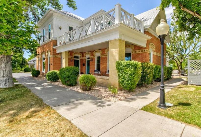 استودیوی استاندارد, Suite 5 Historic Art City Inn