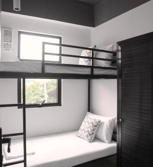 تختخواب در اتاق مشترک, The Grid Co Living Managed By Hii