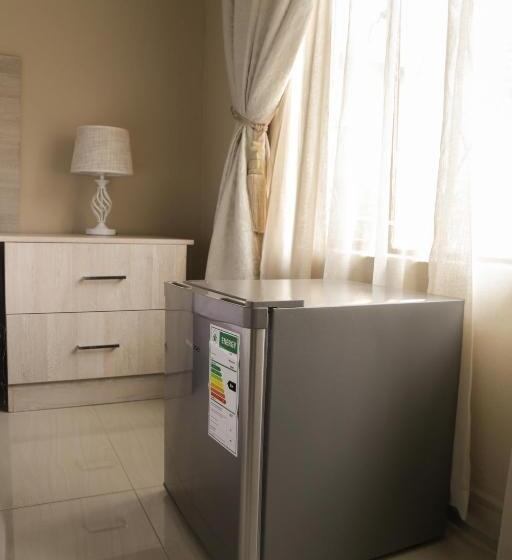اتاق لوکس یک تخته, Haithoms B&b Tlokweng Gaborone