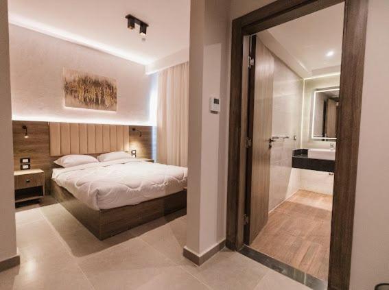 سوییت لوکس, Tk Suites