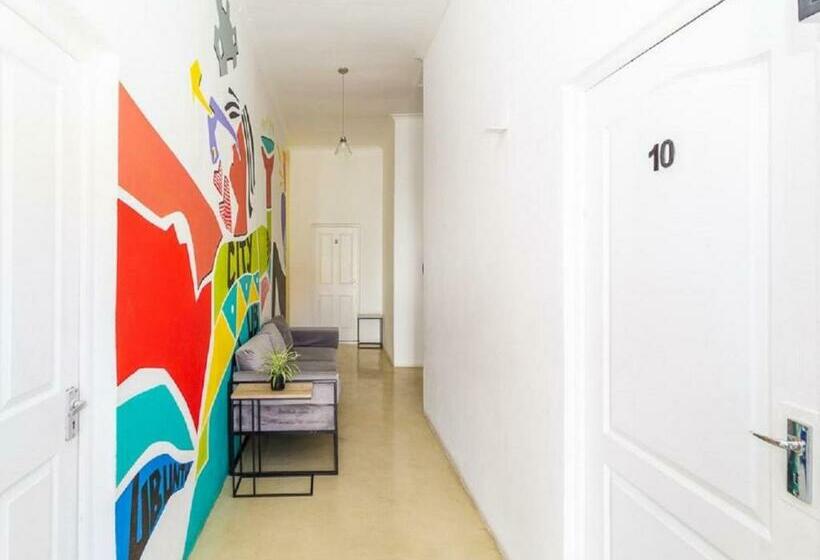 اتاق استاندارد, Aircommodation Guesthouse