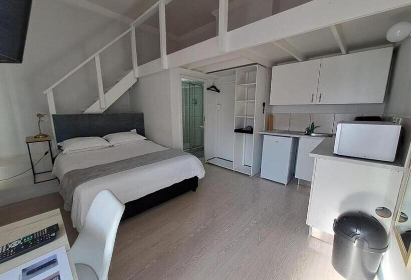 اتاق استاندارد, Aircommodation Guesthouse