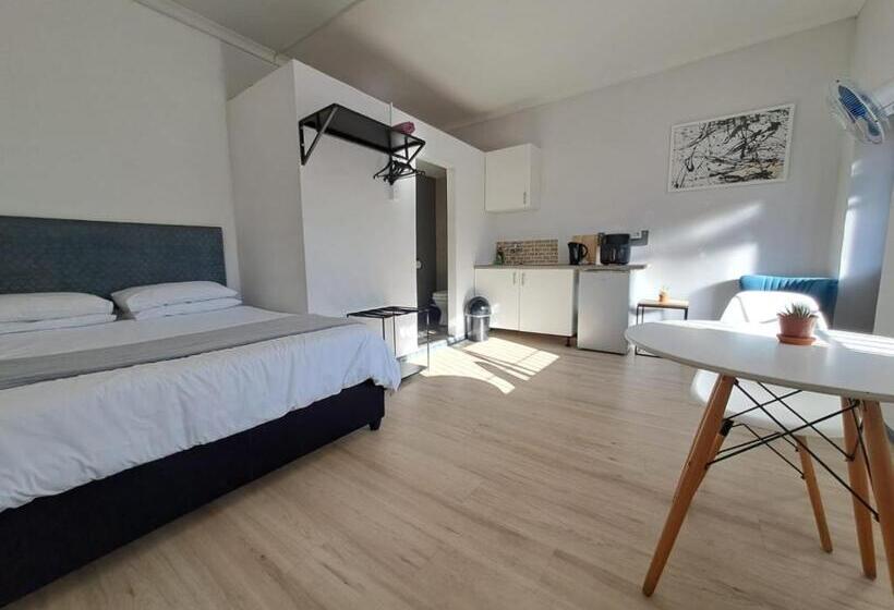 اتاق راحتی, Aircommodation Guesthouse