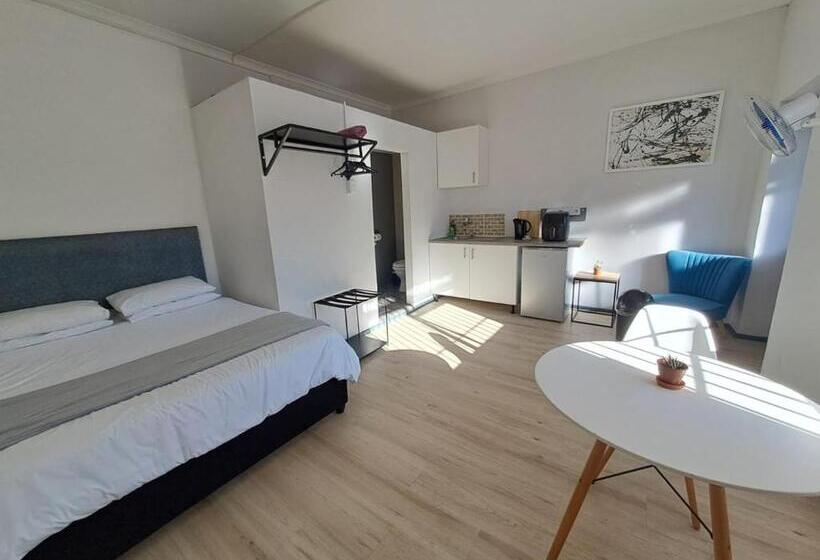 اتاق راحتی, Aircommodation Guesthouse