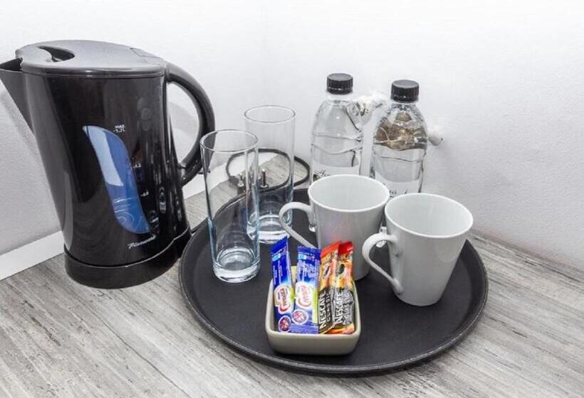 اتاق راحتی, Aircommodation Guesthouse