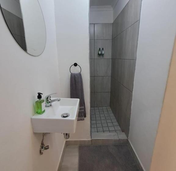 اتاق لوکس, Aircommodation Guesthouse