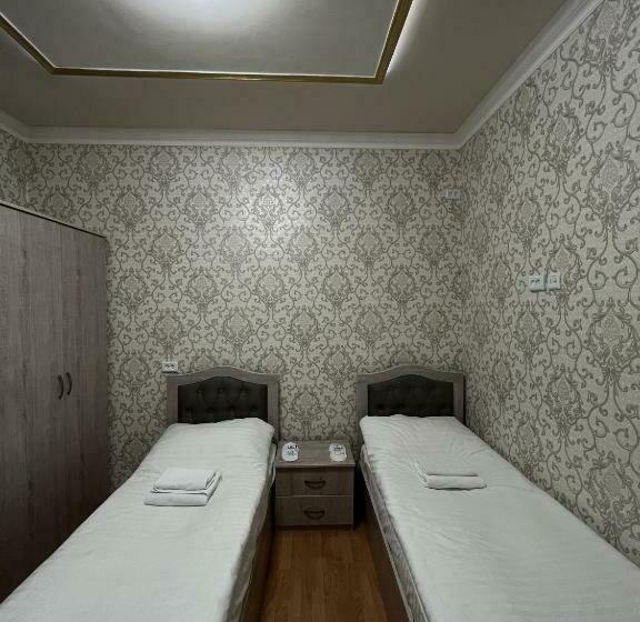اتاق اکونومی, Diyora Hostel