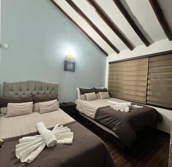اتاق کلاسیک چهارنفره, La Casa De Las Flores Spa