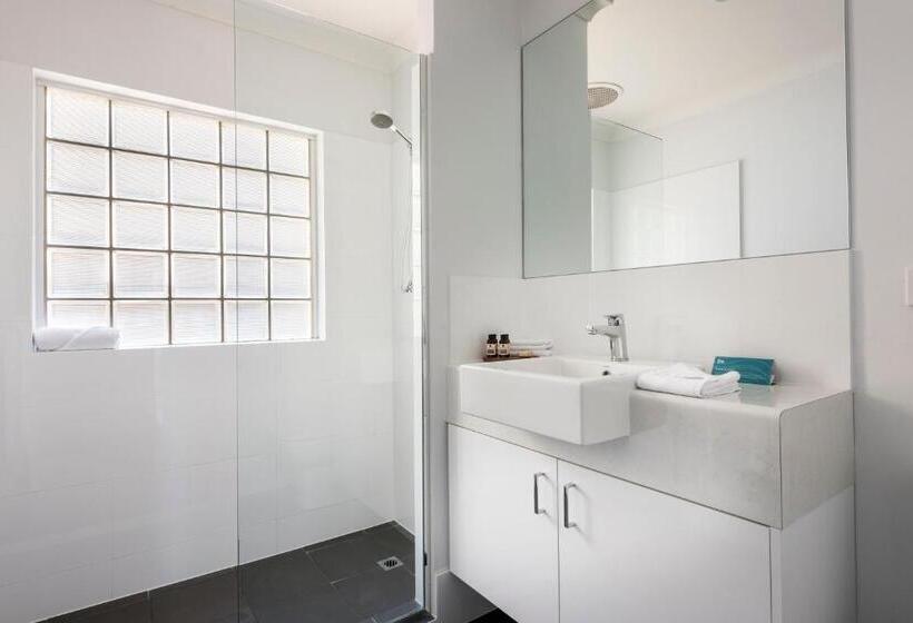 استودیوی استاندارد, Be. Fremantle