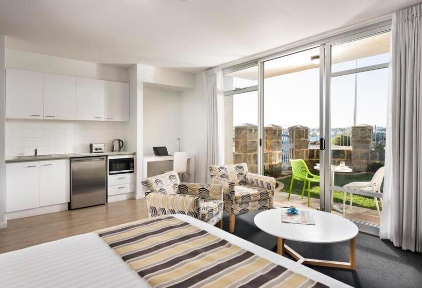 استودیوی استاندارد, Be Fremantle Apartments