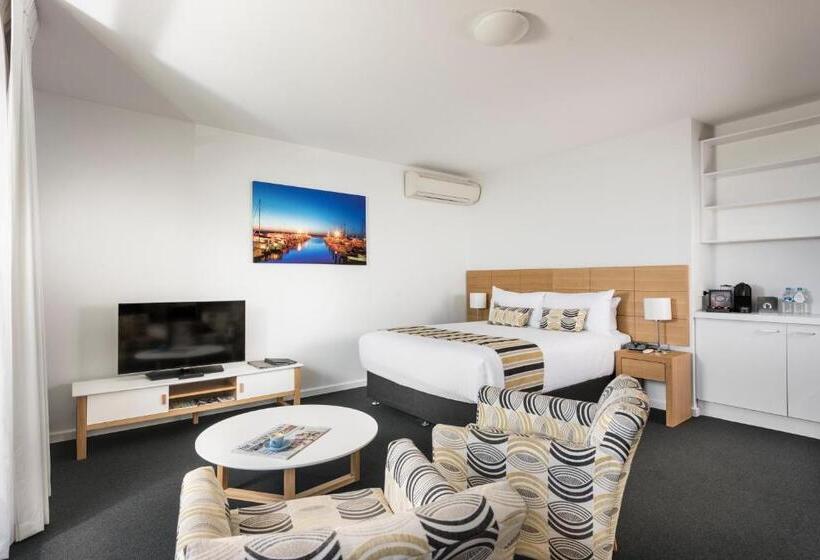 استودیوی استاندارد, Be Fremantle Apartments