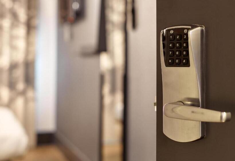 اتاق خانوادگی, B&b Hotel Paris Roissy Cdg Aéroport