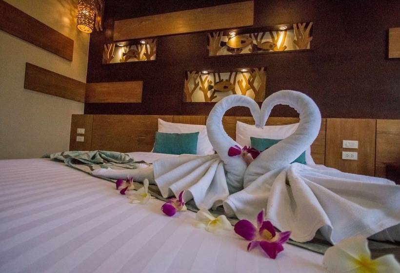 豪华园景房, Chaokoh Phi Phi Hotel And Resort  Sha Extra Plus